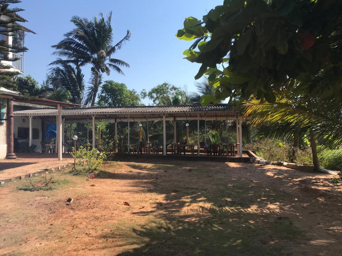 Mermaid Beach Resorts Vengurla Exterior photo